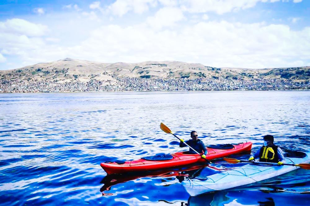 Half Day Kayaking Uros Floating Islands in Lake Titicaca 2