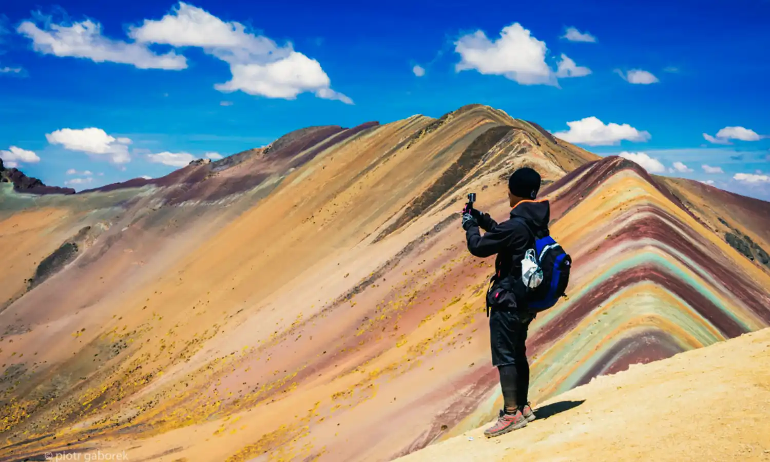vinicunca rainbow mountain